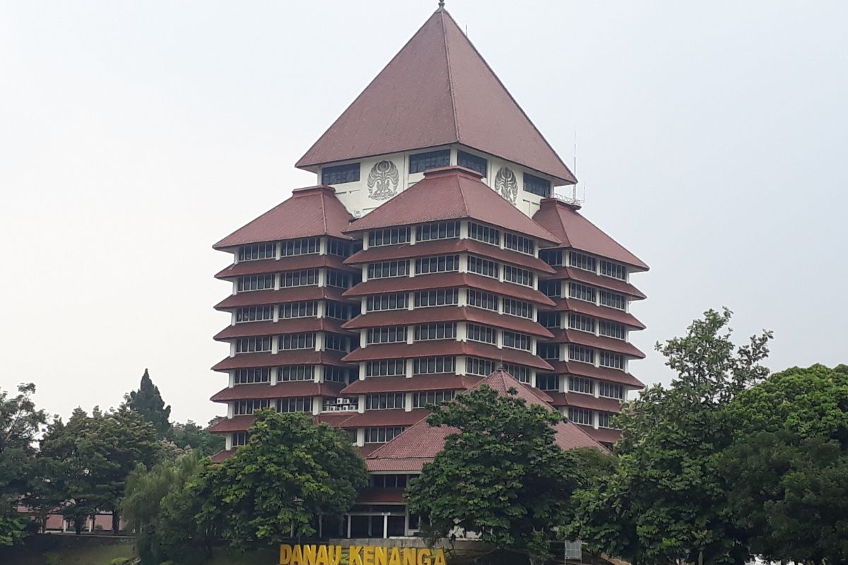 Universitas di Indonesia